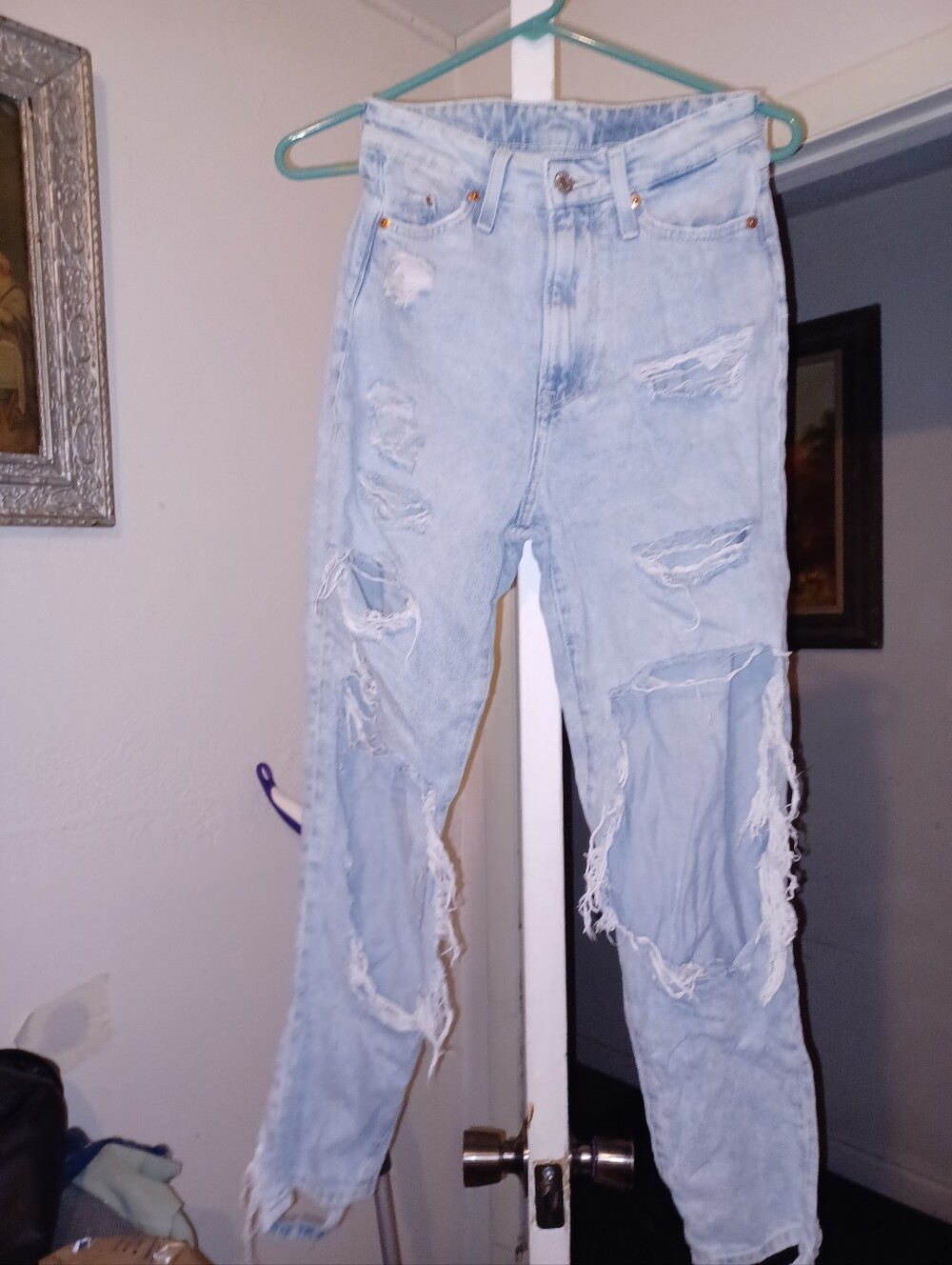 &Denim Light Blue Distressed High-Waist Women’s Jeans Size 2